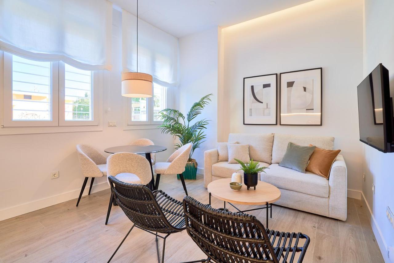 Lofts Parque De Huelin Apartman Málaga Kültér fotó