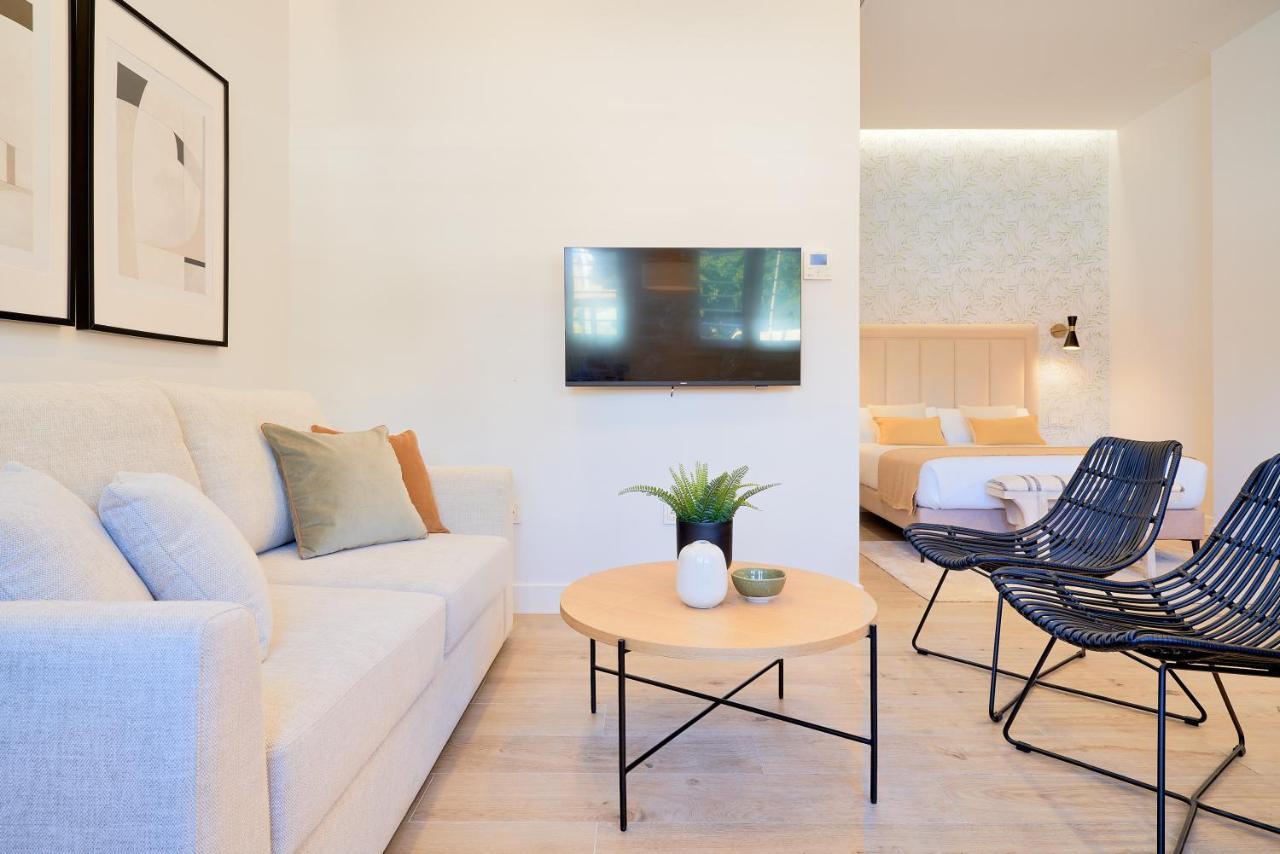 Lofts Parque De Huelin Apartman Málaga Kültér fotó