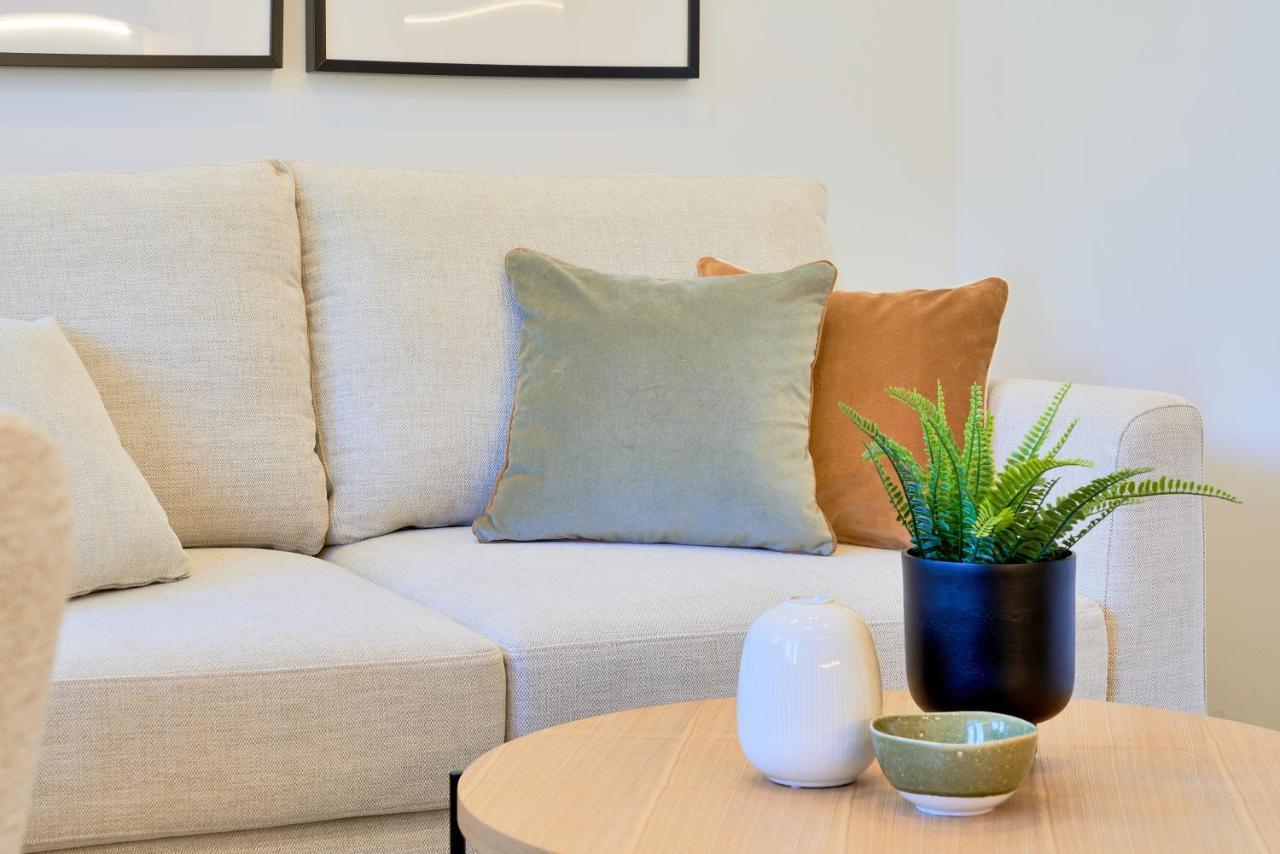 Lofts Parque De Huelin Apartman Málaga Kültér fotó