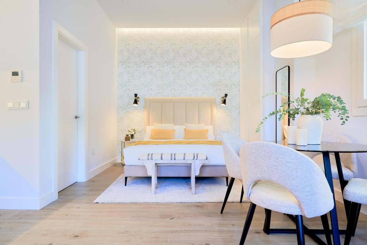 Lofts Parque De Huelin Apartman Málaga Kültér fotó
